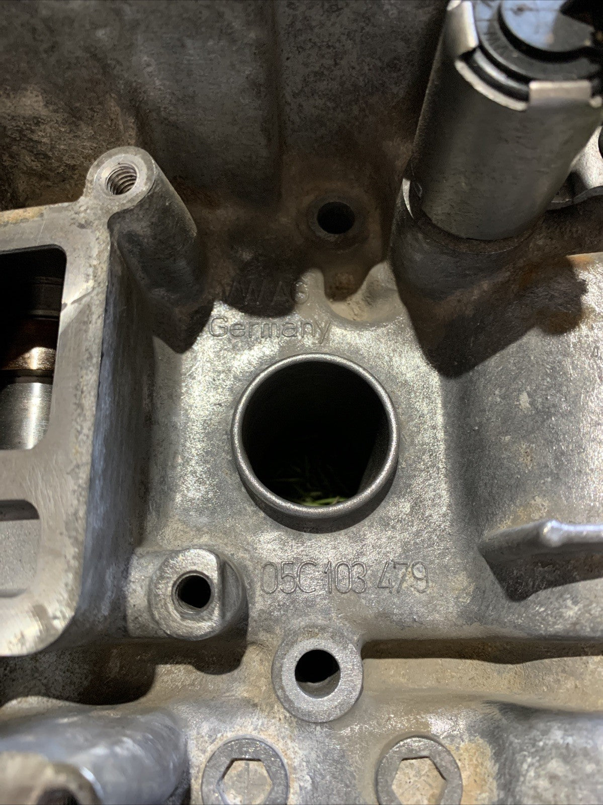 Coperchio Sede Albero A Camme Volkswagen Golf 8 1.0 Benzina 05C103479 Sigla:DLAB