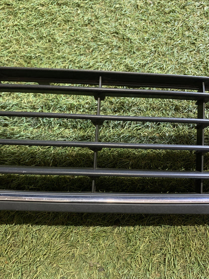 GRIGLIA PARAURTI PER VOLKSWAGEN Golf 6 Berlina 5K0853677