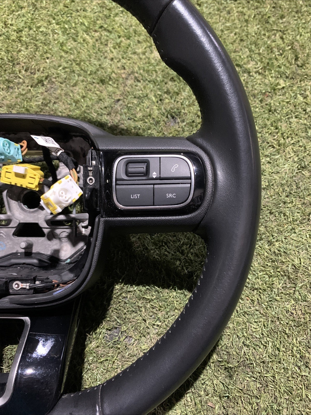 VOLANTE CITROEN C3 AirCross 98118752ZD (17 )