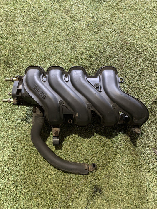 Collettore Aspirazione Toyota Yaris 2002 1.5 Benzina 17101-21030