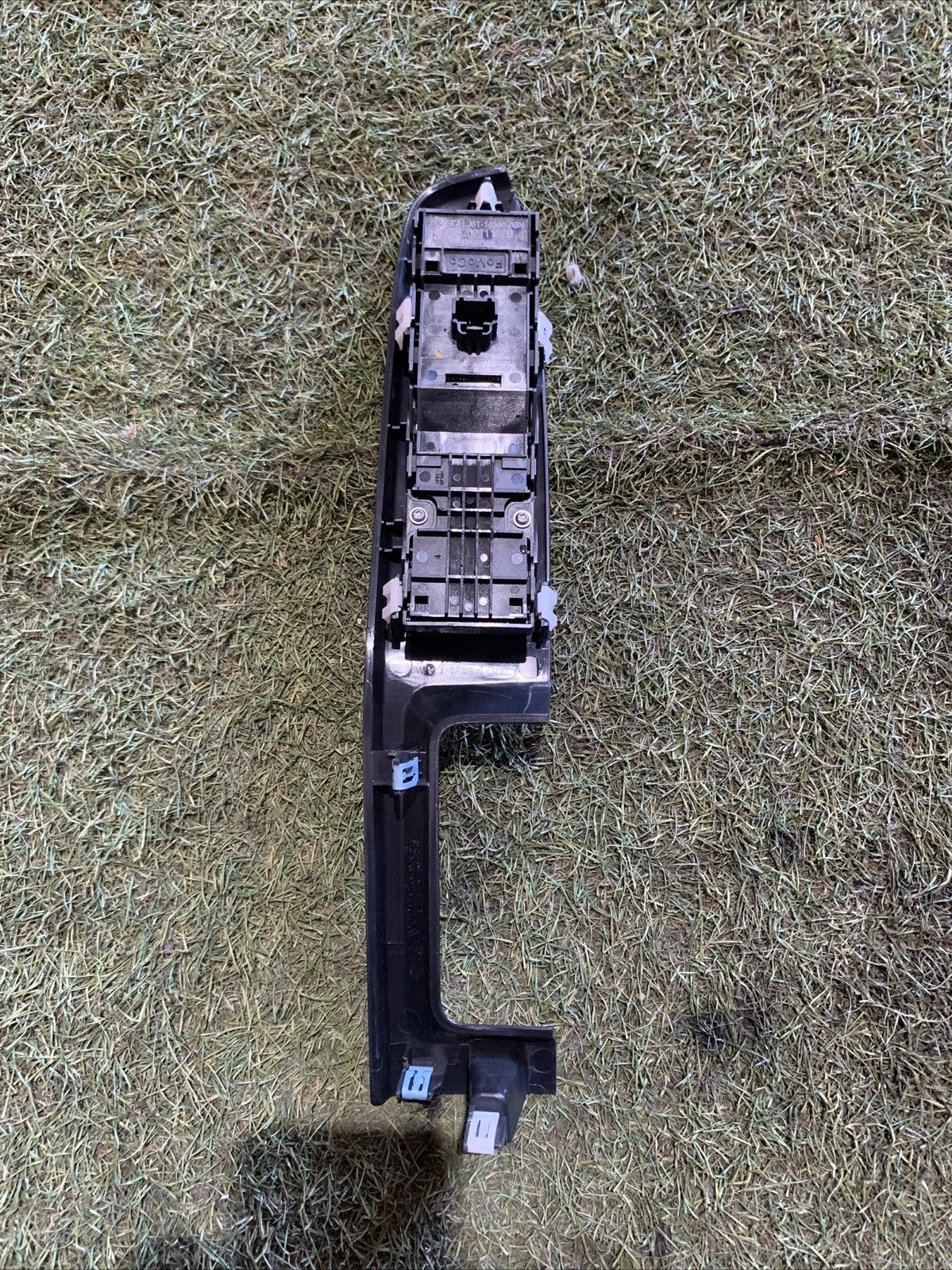 Pulsantiera Alzavetro Anteriore Sinistra Ford Kuga 2022 LJ6T-14540-ABW