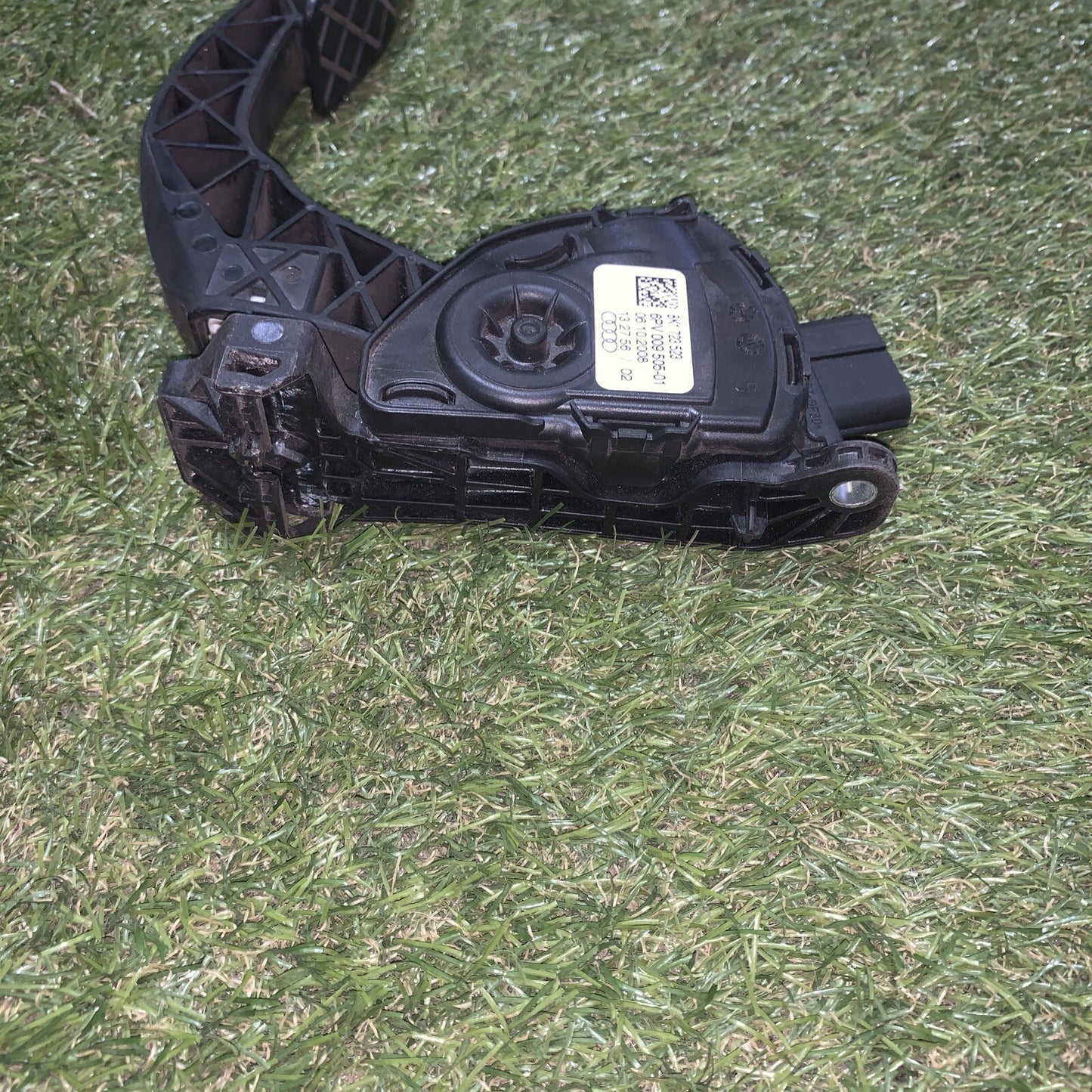 8K1723523 PEDALE ACCELERATORE AUDI A4 Avant (8K5) (0815) 2000 Diesel