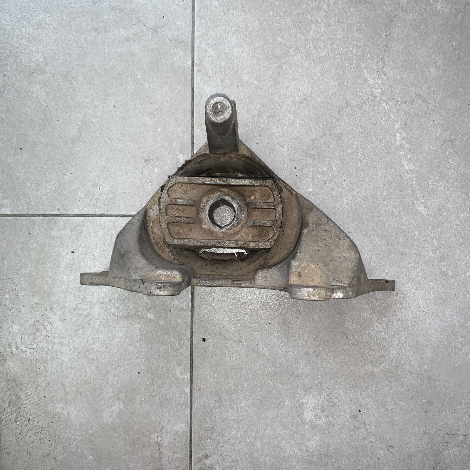 SUPPORTO Cambio SX FIAT IDEA 071A236