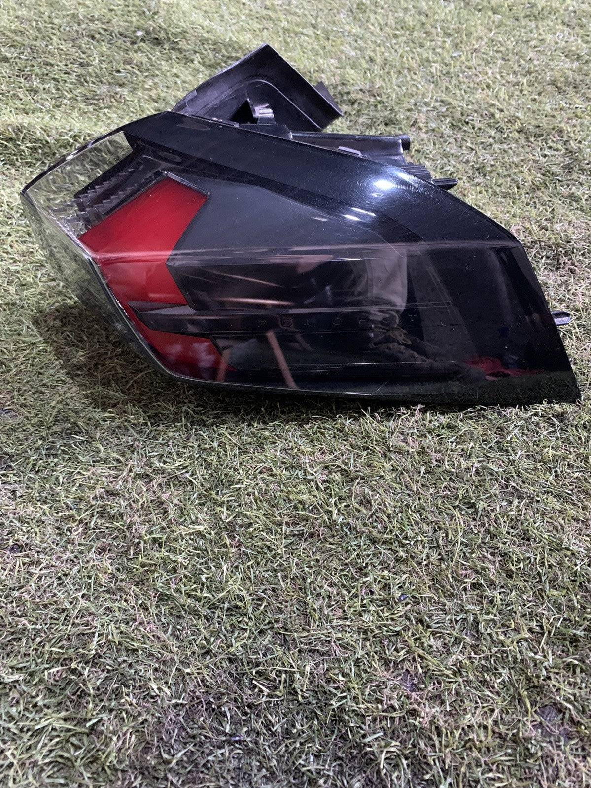 FANALE STOP POSTERIORE A LED DESTRO DX PER PEUGEOT 2008 Serie 9838190480 (19>)