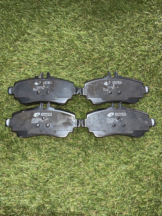 SET PASTIGLIE FRENO DISCO FRENO PER MERCEDES-BENZ VANEO OM 668.914 1.7LM 166.991