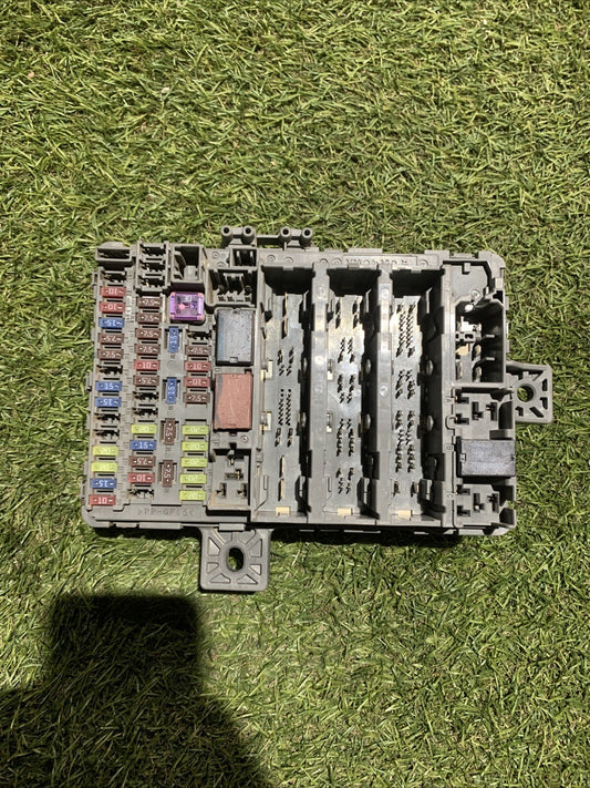 Scatola Porta fusibili Honda Civic 2012 1.4 Benzina VG2TV0G210