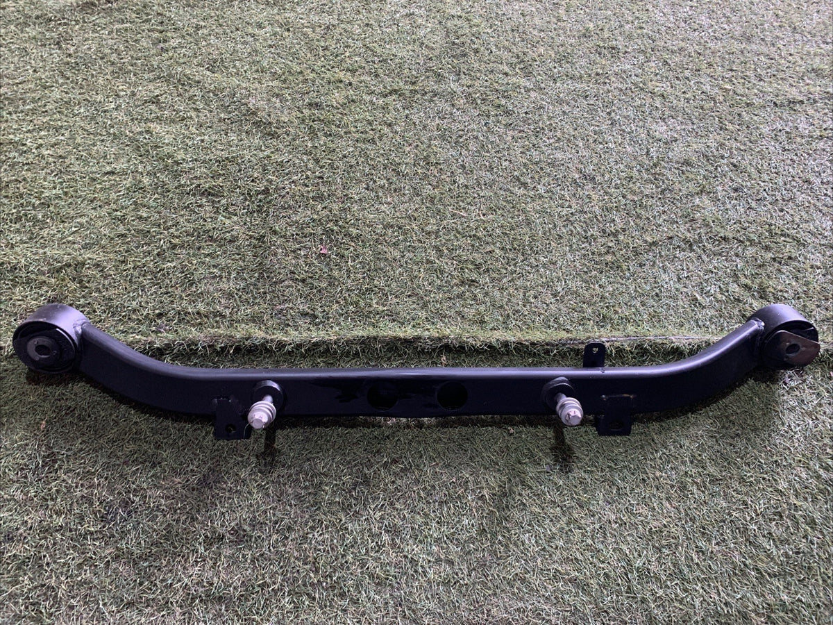 51880260 TRAVERSA SUPPORTO PONTE POSTERIORE FIAT PANDA 3 (2012 IN POI) 4X4 (2)