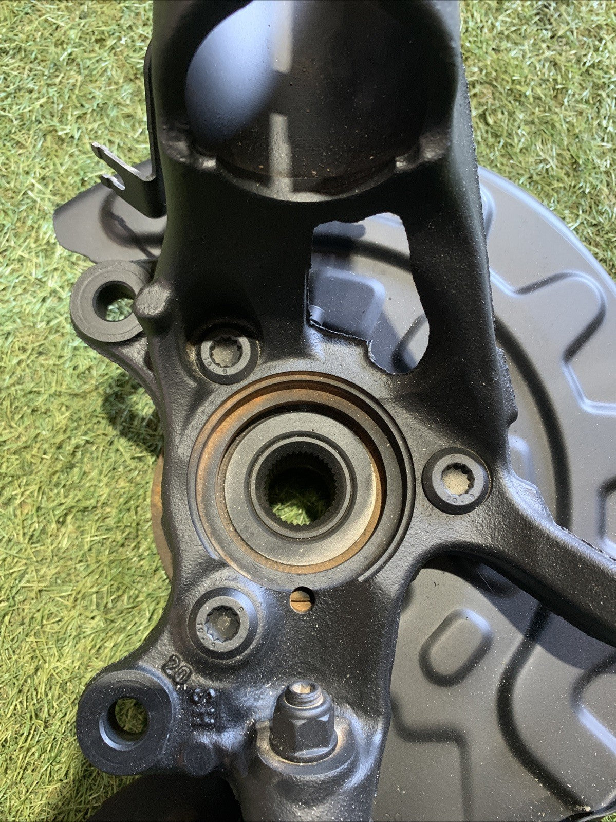 Mozzo Fusello Anteriore Destro Volkswagen T-roc 1.6 Diesel 5Q0407254A (2)