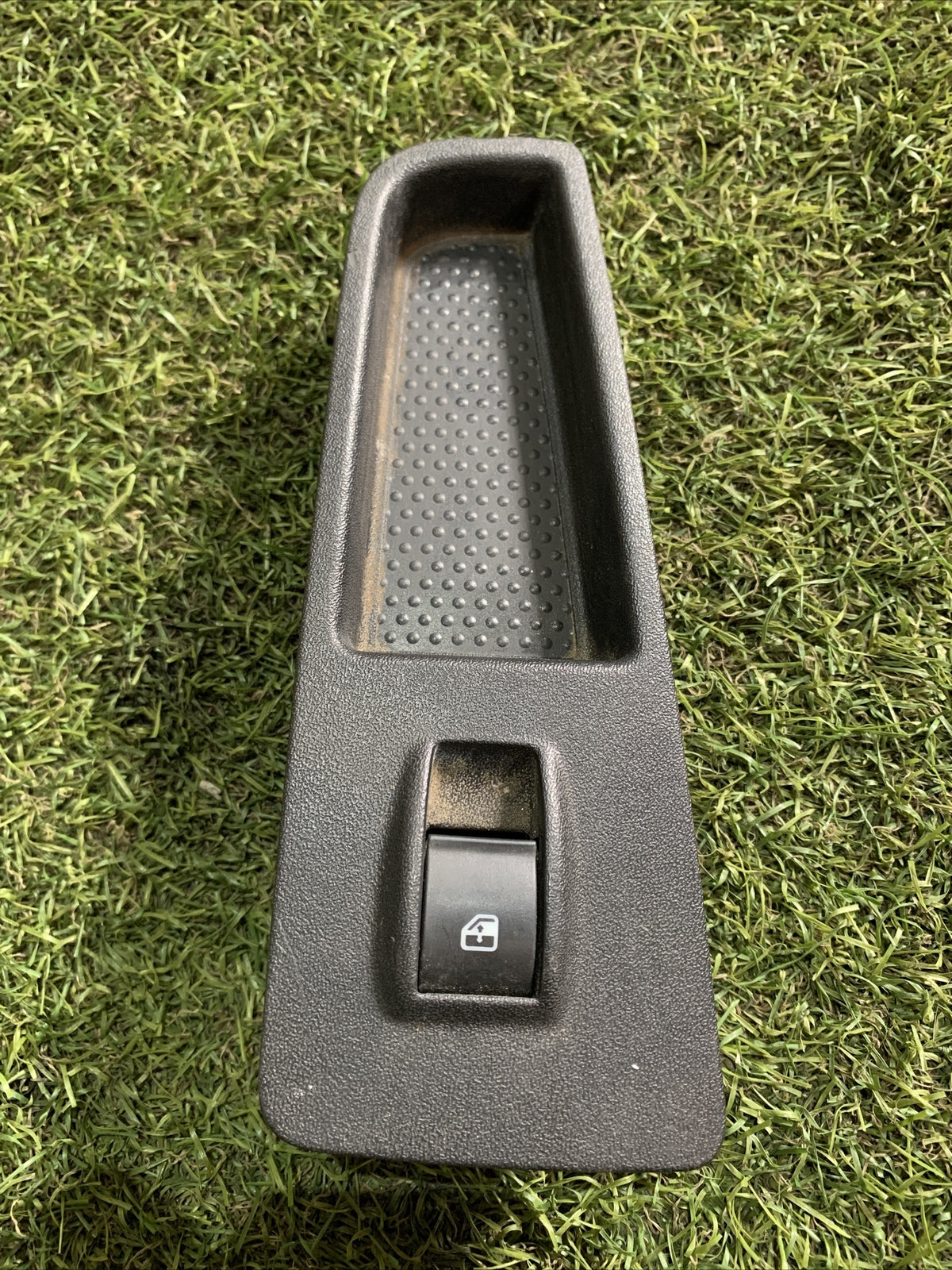 PULSANTIERA ALZACRISTALLO ANT DX FIAT GRANDE PUNTO (199) 2005 , 735469705 (3)