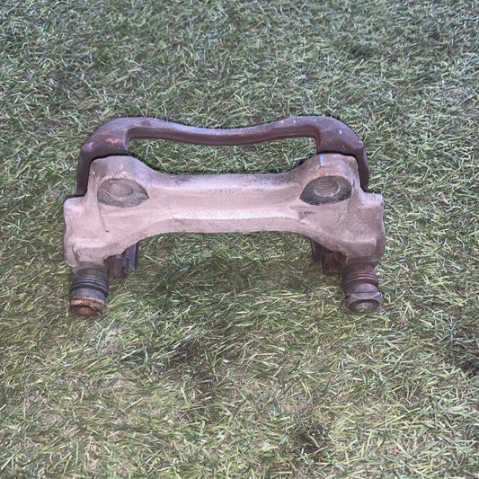 Porta pinza anteriore  dx Fiat Bravo 1.6