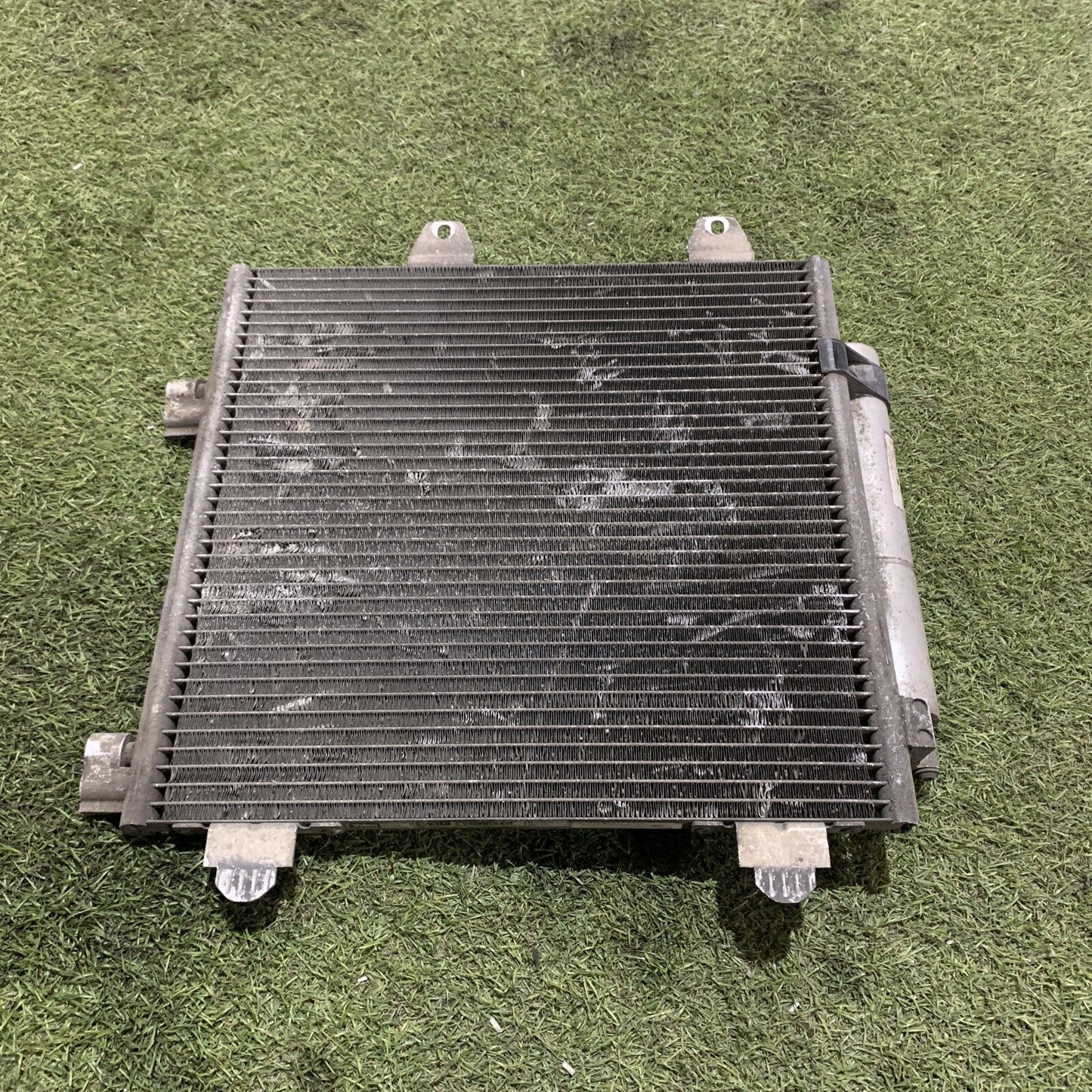 88450-0H010 CONDENSATORE RADIATORE CLIMATIZZATORE CLIMA A/C TOYOTA AYGO 1.4