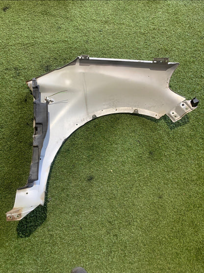 PARAFANGO ANTERIORE SINISTRO FIAT SEDICI 2007 (06-09)(09-14) 2006-2009