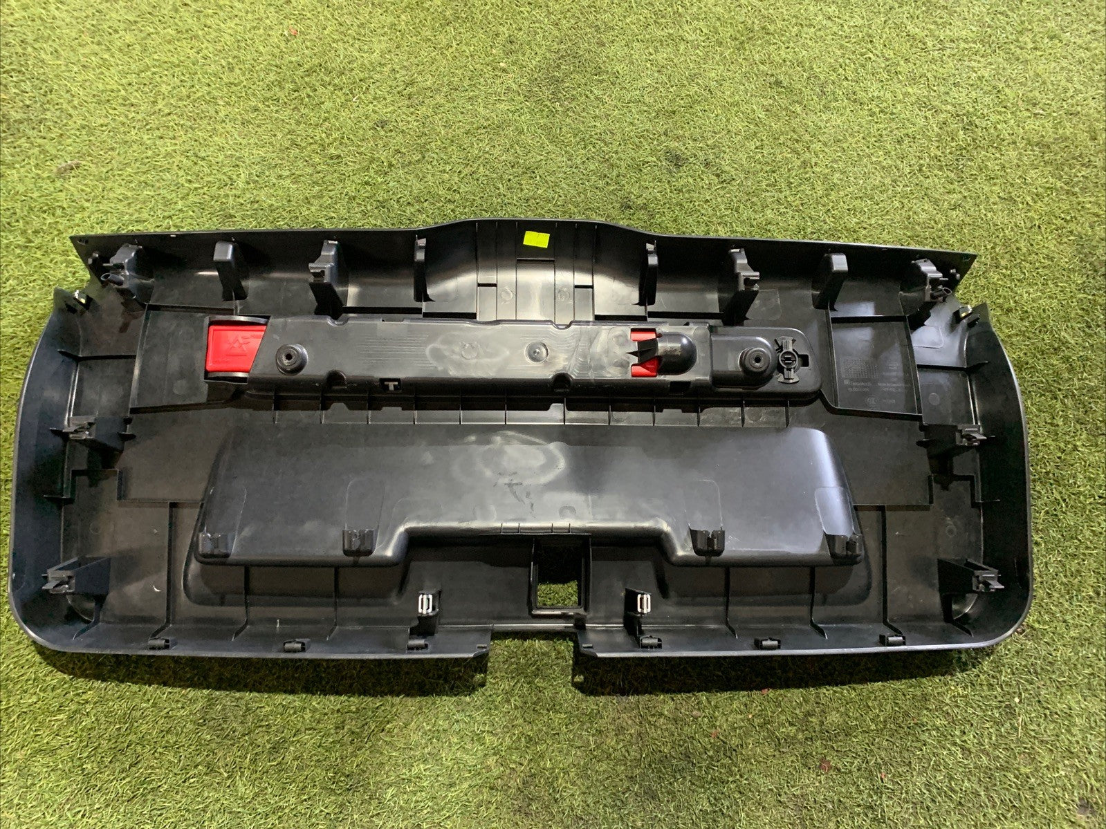 Rivestimento Bagagliaio Portellone Interno Audi Q2 81A867979H