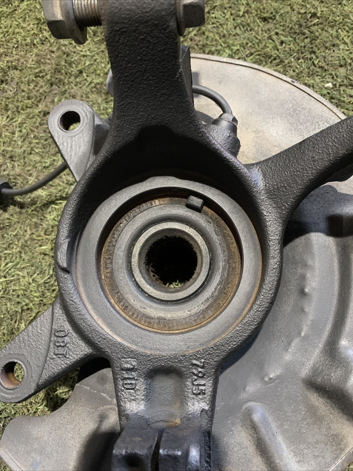 Mozzo Montante Fusello Anteriore Destra Suzuki SX4 2.0 Diesel 71742729