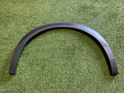 MODANATURA PARAFANGO POST DX PER PEUGEOT 2008 Serie 9825736580 (19>)
