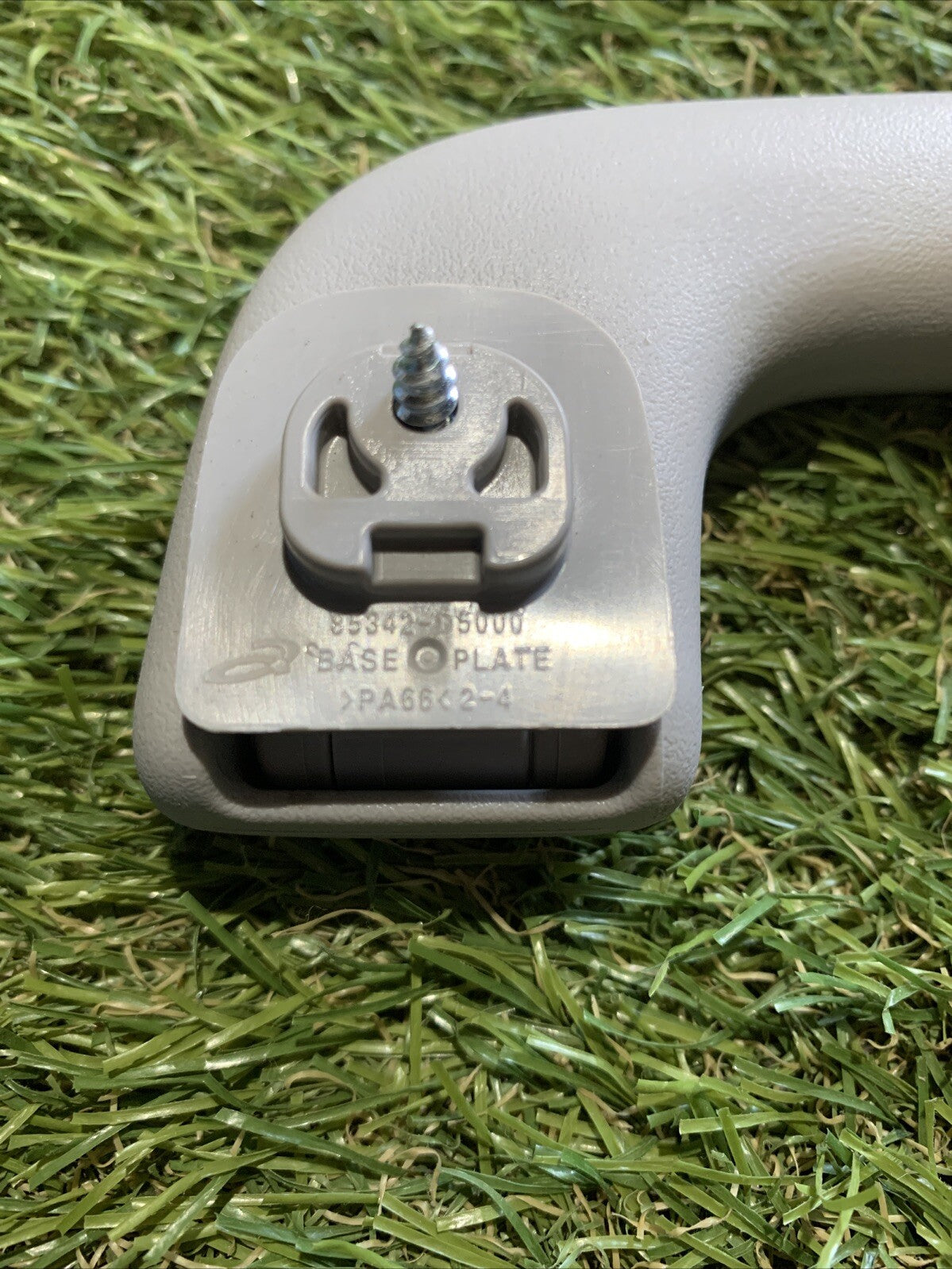 Maniglia Interna Tetto Posteriore Destra Kia Sportage 2023 85342-D5000