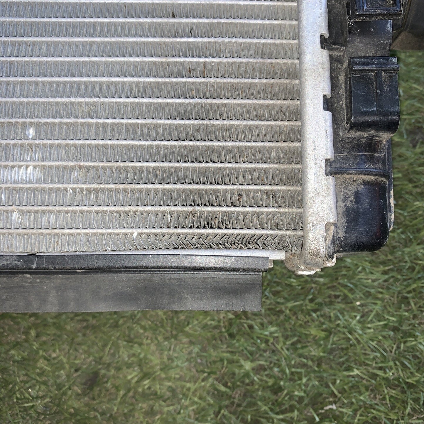 Radiatore Acqua Volkswagen T-Cross 1.0 Benzina 2Q0121253K