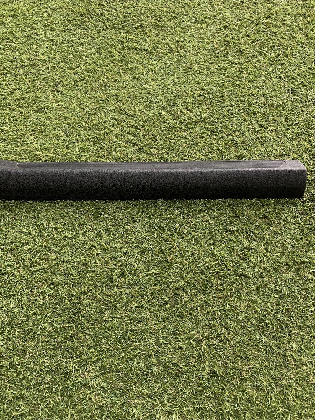 5H0853371A RIVESTIMENTO PIEDI BATTITACCO LATO SINISTRO VOLKSWAGEN GOLF 8