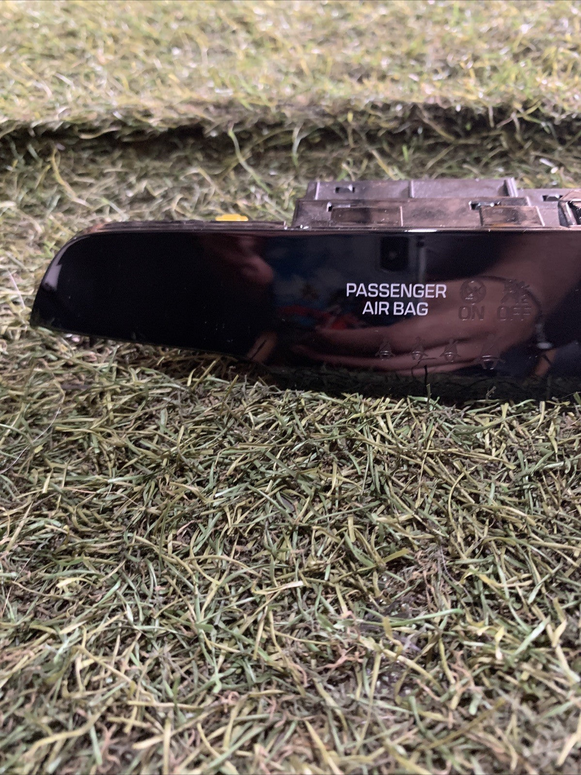 PULSANTE LUCI DI EMERGENZA HYUNDAI TUCSON 2019 93700-D7100