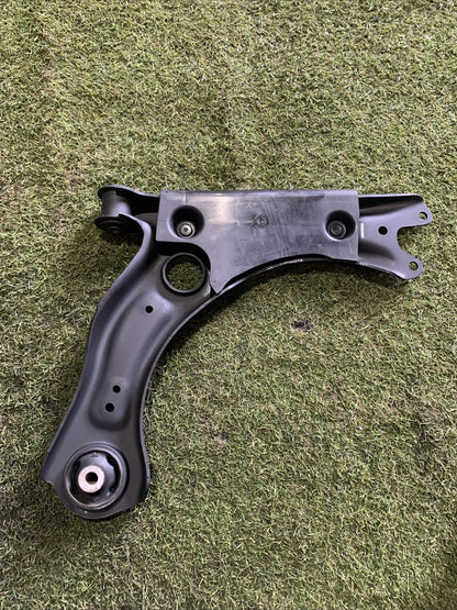 Braccio Oscillante Anteriore Sinistro Audi A1 2020 1.0 Benzina 2Q0407151D