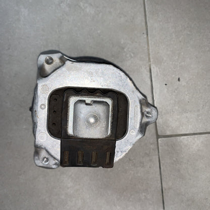 Supporto Motore Lato Sinistro BMW G30 G31 G32 G11 G12 Xdrive 8483785-01