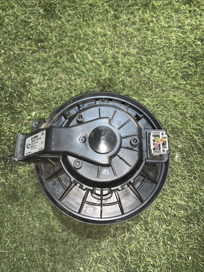 MOTORINO VENTILAZIONE ABITACOLO FORD Fiesta 6° Serie 0130115551