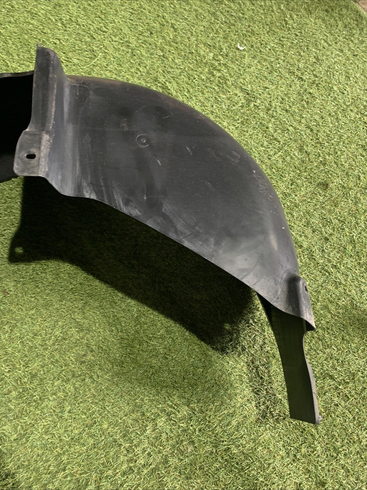 PASSARUOTA POST SINISTRA PER VOLKSWAGEN T-CROSS Serie 2GM810971E (19 )