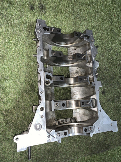 Basamento Alloggio Albero Motore Peugeot 2008 1.6 Diesel 9685737310