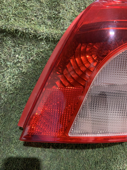 STOP FANALE POSTERIORE DESTRO TOYOTA Yaris Serie 2008 815510D110