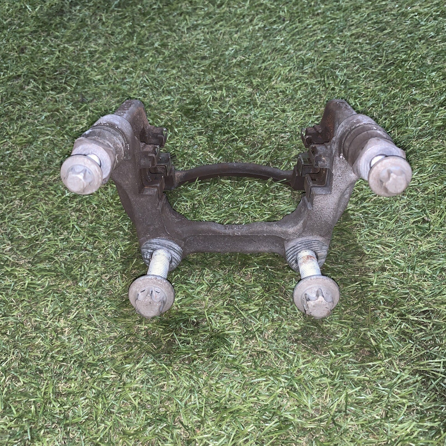 Porta Pinza Posteriore Sx Mercedes W177