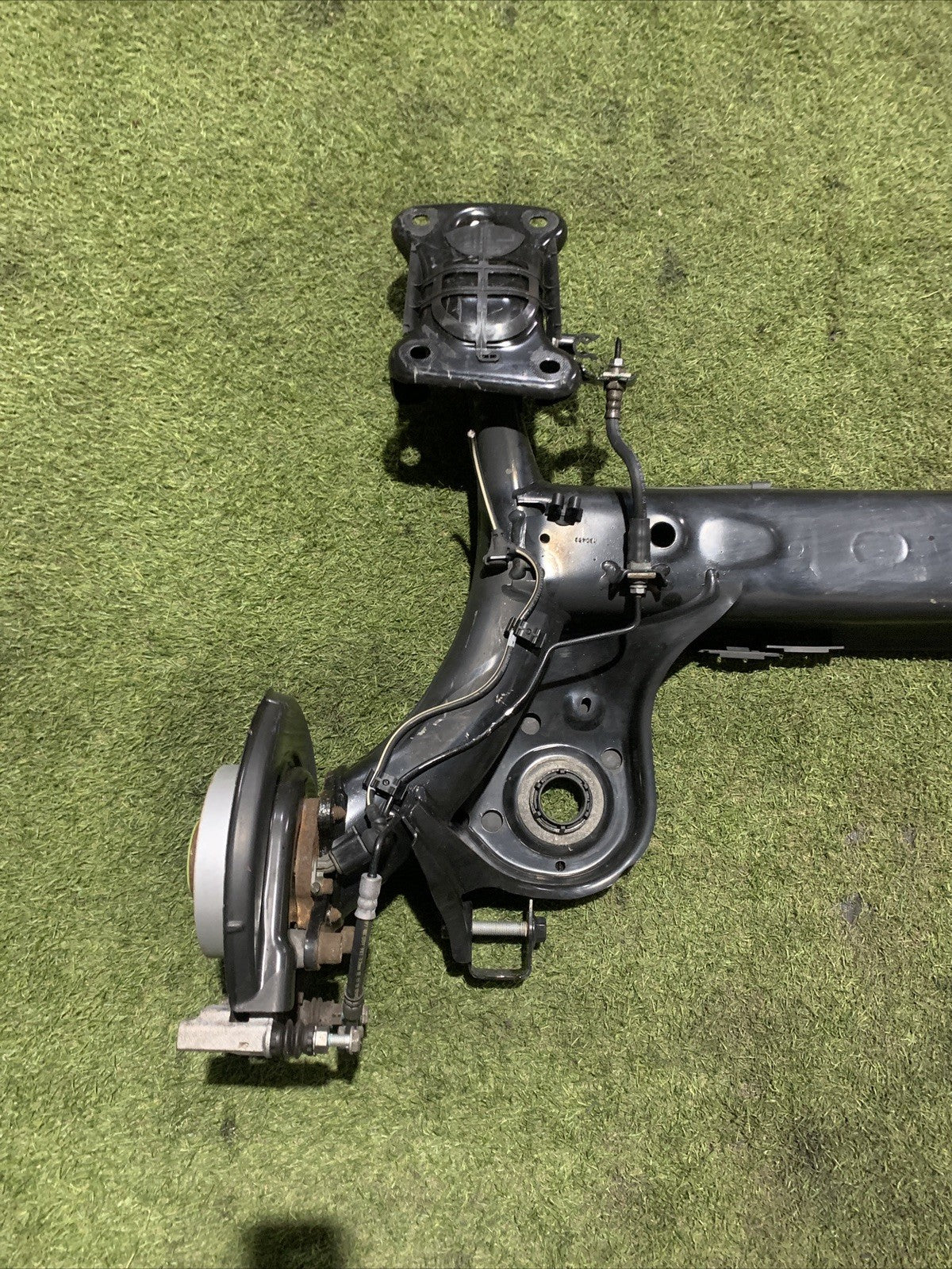 PONTE ASSALE POSTERIORE A DISCHI AUDI A1 2021 2Q0501053BP