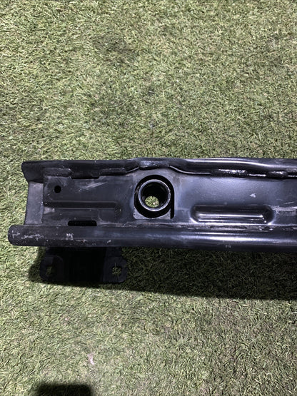 TRAVERSA PARAURTI POSTERIORE PER AUDI Q2 Serie (GAB) 81A807309A (16>)
