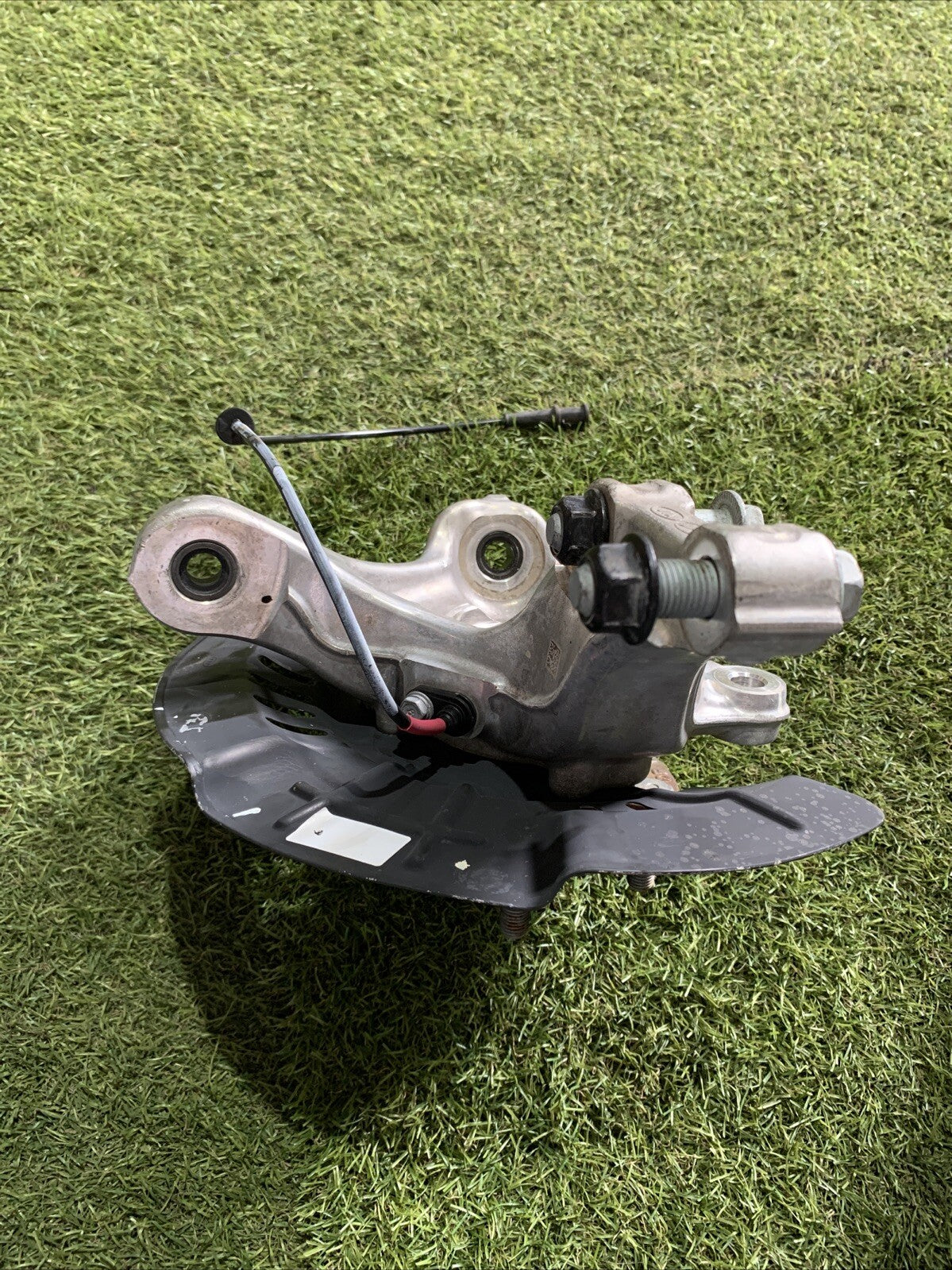 MOZZO MONTANTE ANTERIORE DESTRA HYUNDAI KONA ELETTRICA EM16 51706K4100 2020