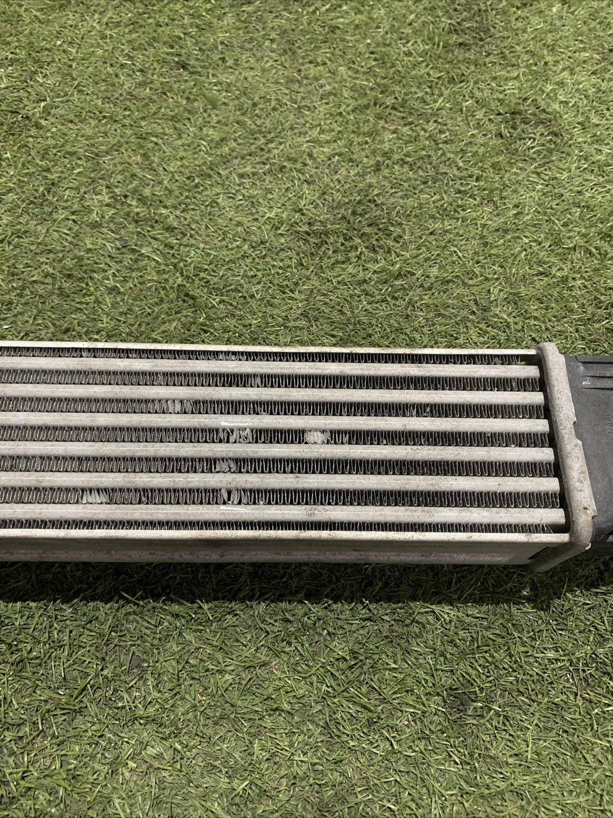 RADIATORE INTERCOOLER FIAT GRANDE PUNTO 1.3 MJT D (2005   2011) 866452000 (2)