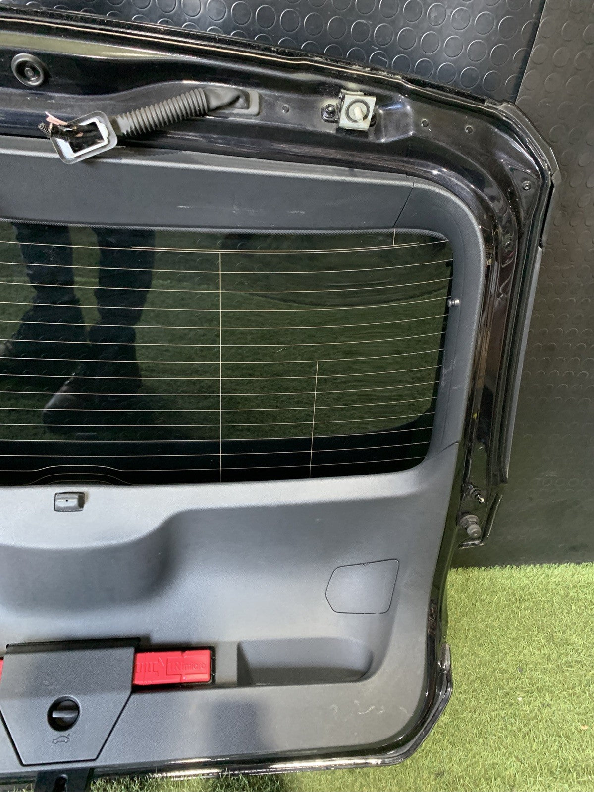 COFANO BAULE PORTELLONE CON TELECAMERA POSTERIORE VOLKSWAGEN T-ROC 2024