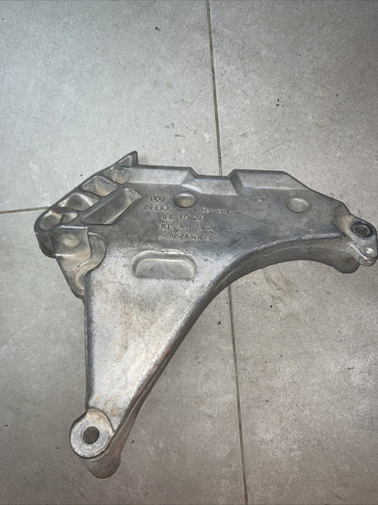 03L199207 SUPPORTO MOTORE LATO DX AUDI Q3-A3-TT 2.0 TDI