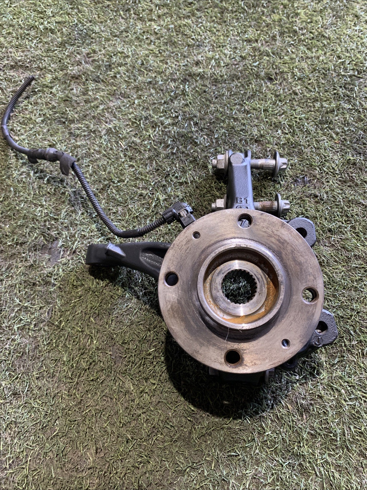 Mozzo Montante Fusello Anteriore Destra Jeep Avenger 1.2 Benzina 9826532380