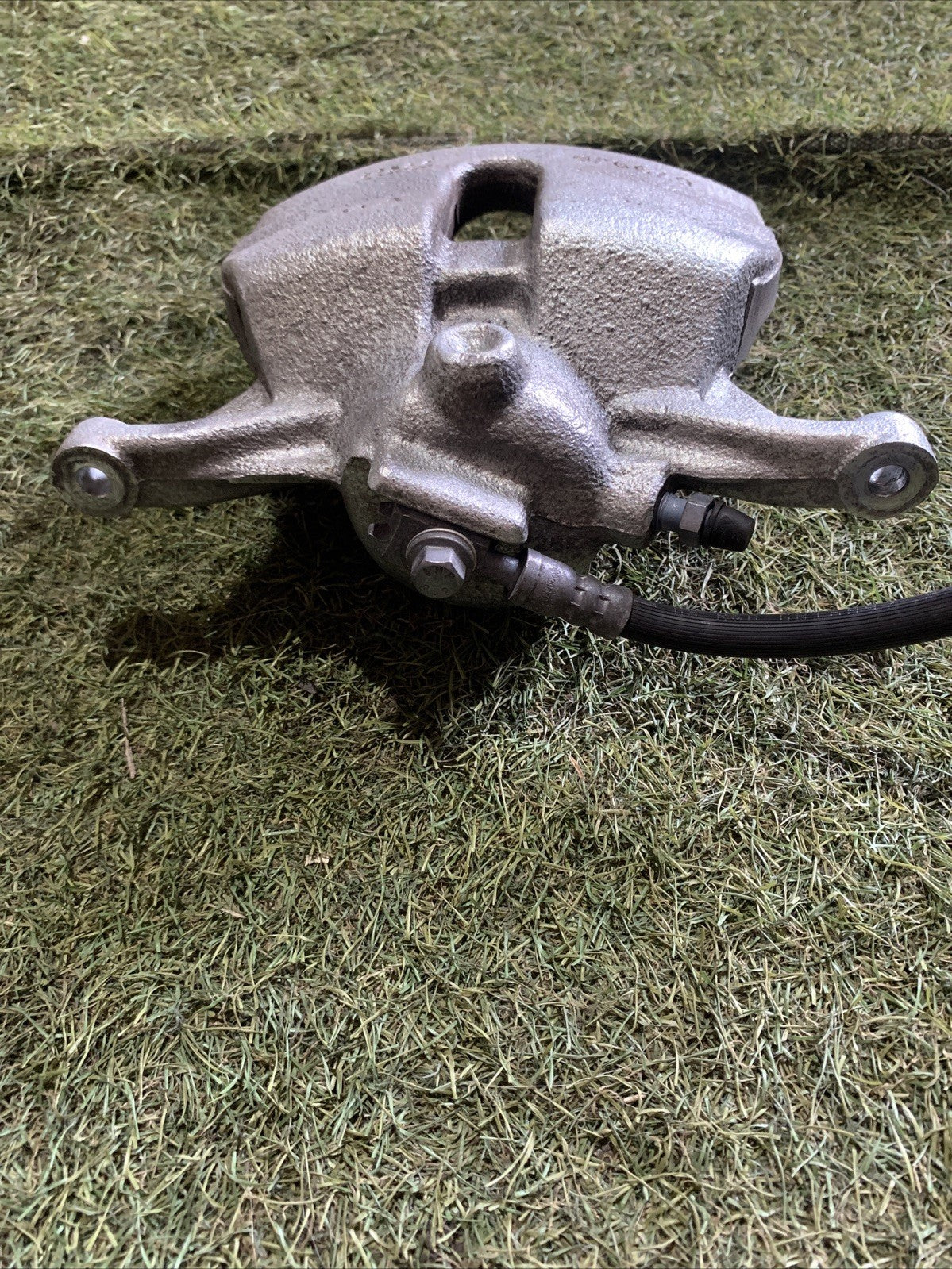 PINZA FRENO ANTERIORE DESTRA DX VOLKSWAGEN TIGUAN 2023 8V0615124D 1.5 BENZINA