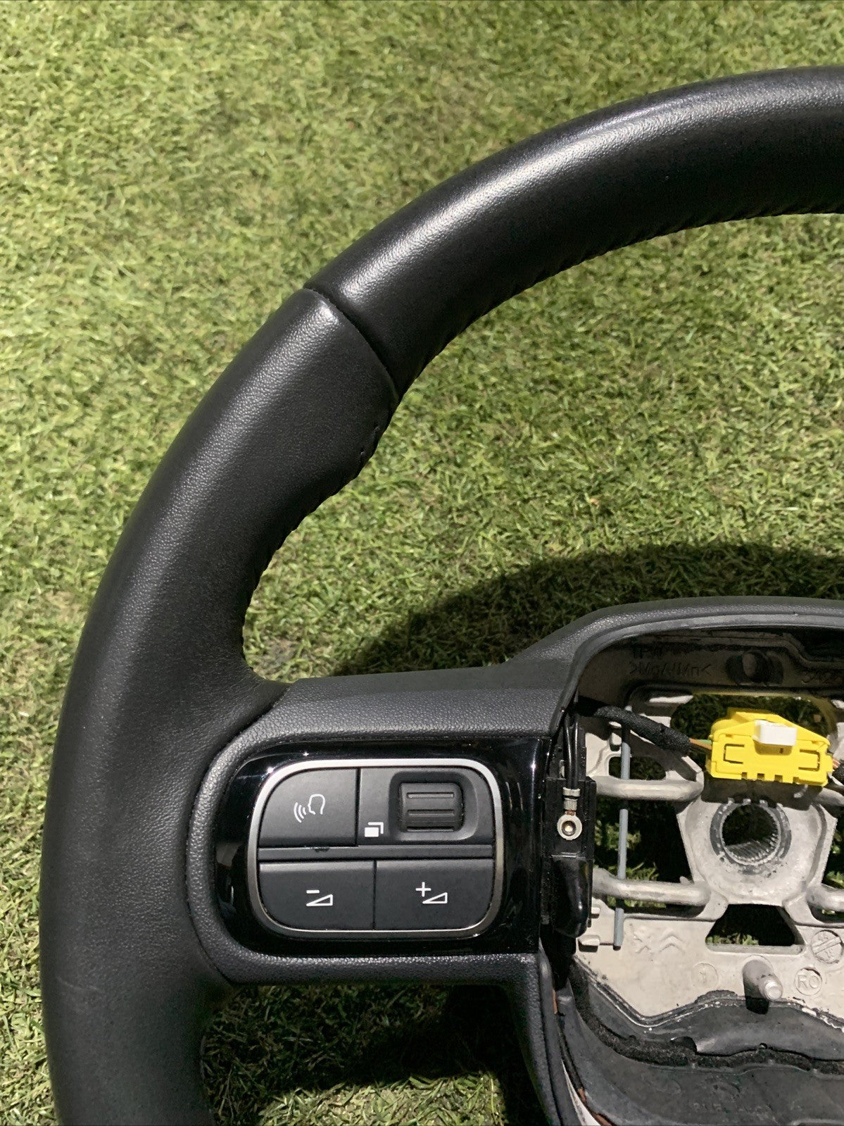 Volante Sterzo Citroen C3 2020 98164326ZD (3)