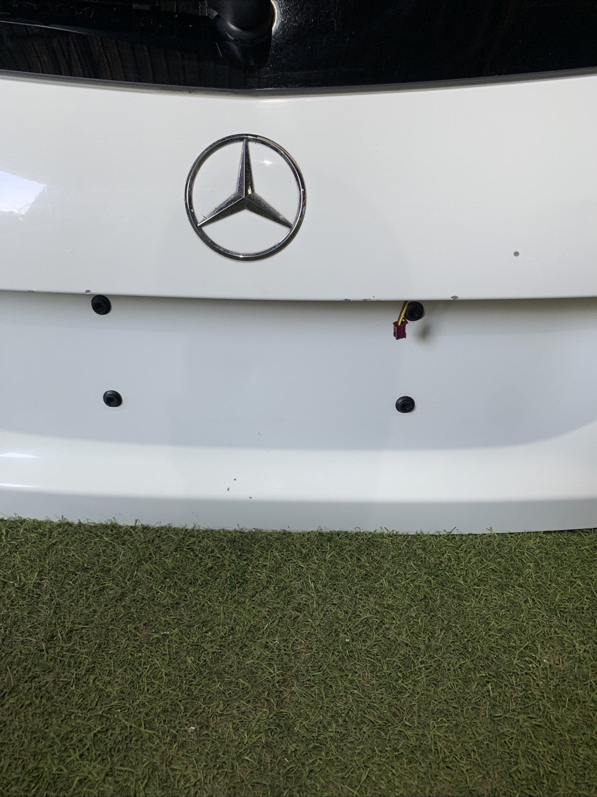 PORTELLONE COFANO BAULE POSTERIORE MERCEDES CLASSE A W176 DAL 2012 AL 2018 (2)