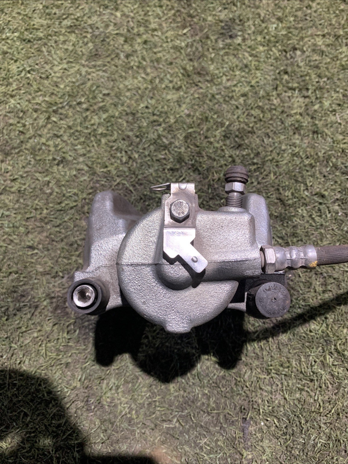 PINZA FRENI ANTERIORE DX ALFA ROMEO GIULIETTA 1.6 JET 51956281 (3)
