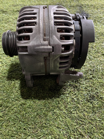 Alternatore Bosch Volkswagen Passat Anno 2004 1.9 Diesel 028903031