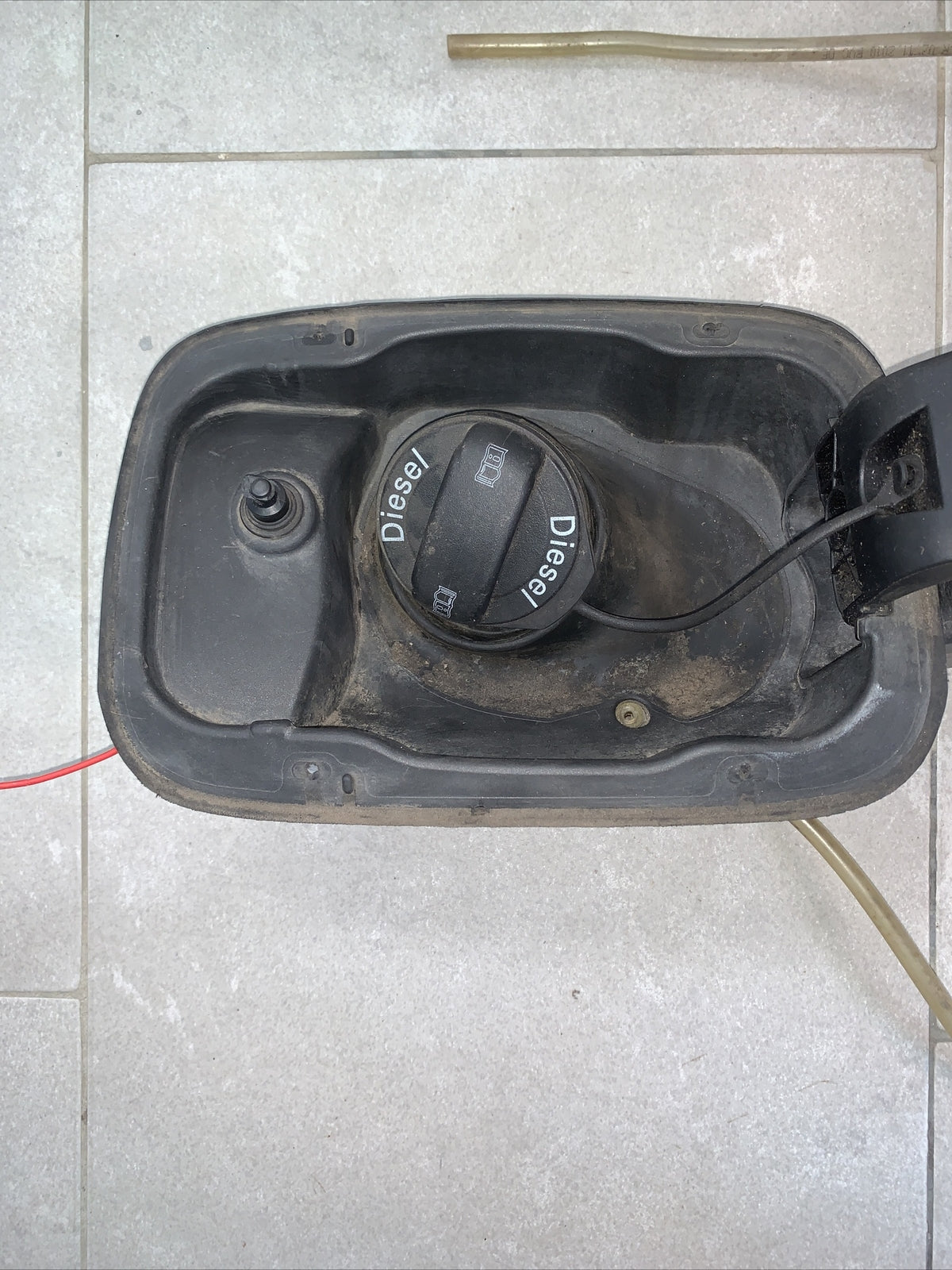 4G8809906B SPORTELLINO TAPPO CARBURANTE Audi A7 Sportback (4GA/4GF)