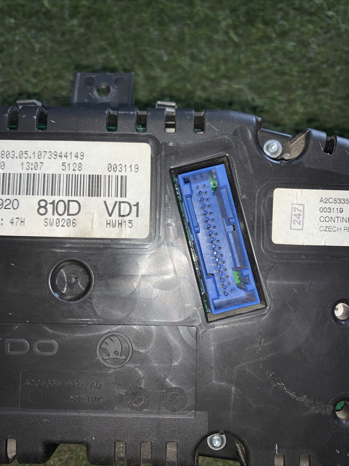 QUADRO QUADRANTE TACHIMETRO STRUMENTO STRUMENTAZIONE SKODA FABIA 2011 1.6 Diesel