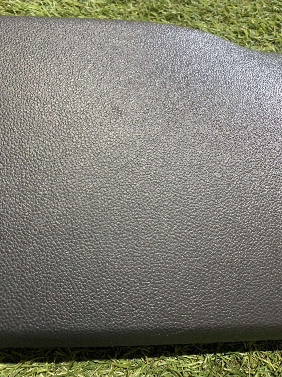 RIVESTIMENTO INTERNO INFERIORE MONTANTE POSTERIORE LATO VOLKSWAGEN DESTRO GOLF 8