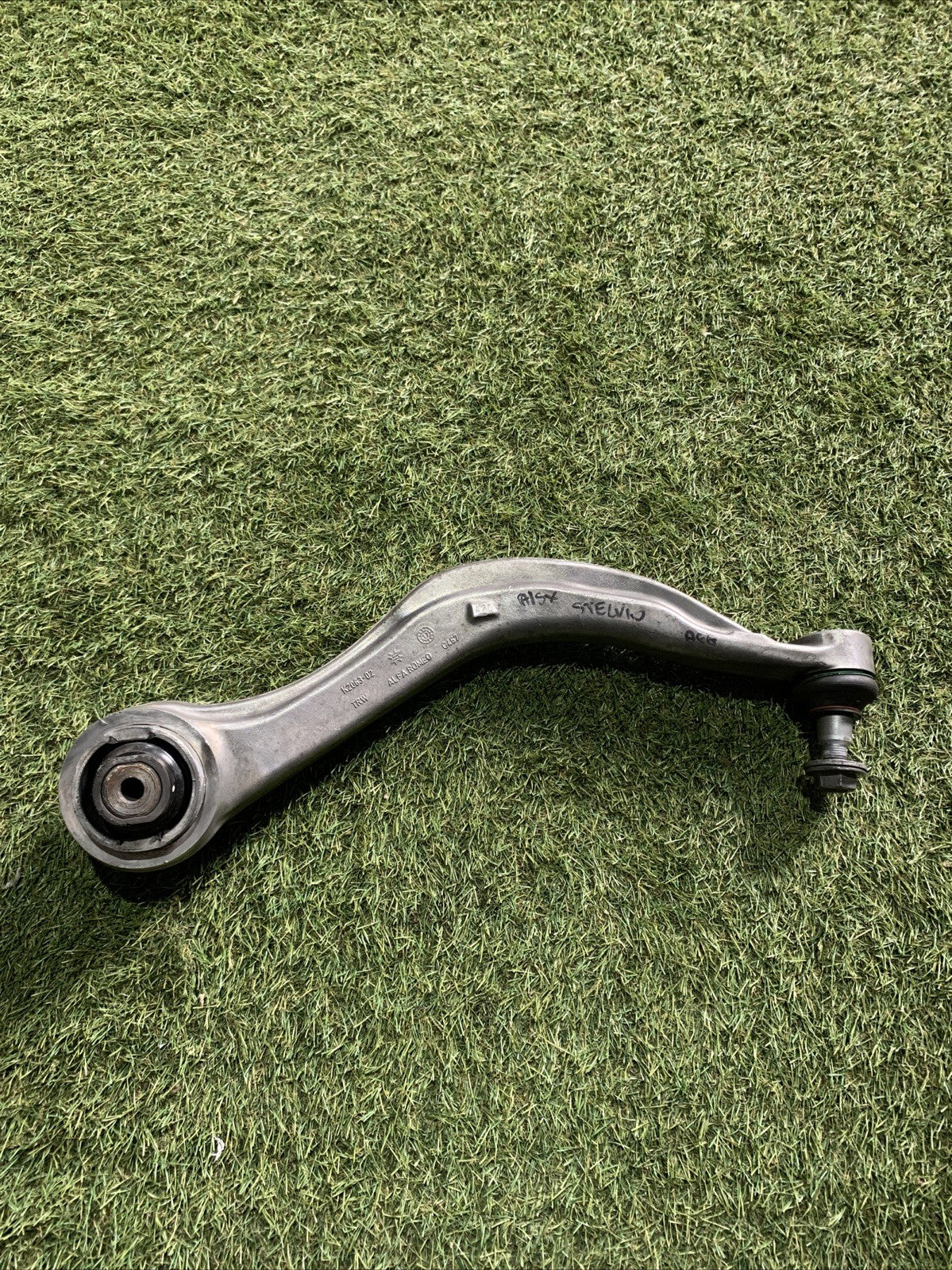 Braccio Oscillante Anteriore Sinistro Alfaromeo Stelvio k2063-02