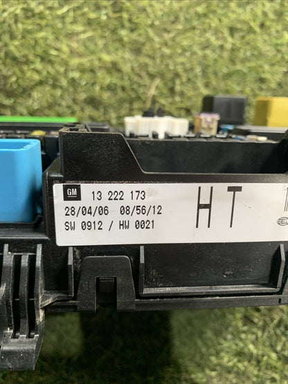 CENTRALINA SCATOLA PORTAFUSIBILI OPEL ASTRA H 13222173