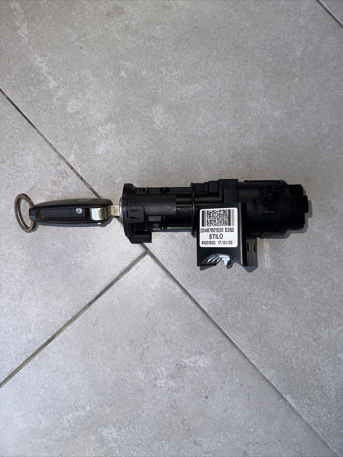 BLOCCO ACCENSIONE AVVIAMENTO CON CHIAVE LANCIA MUSA FIAT STILO IDEA  61001500