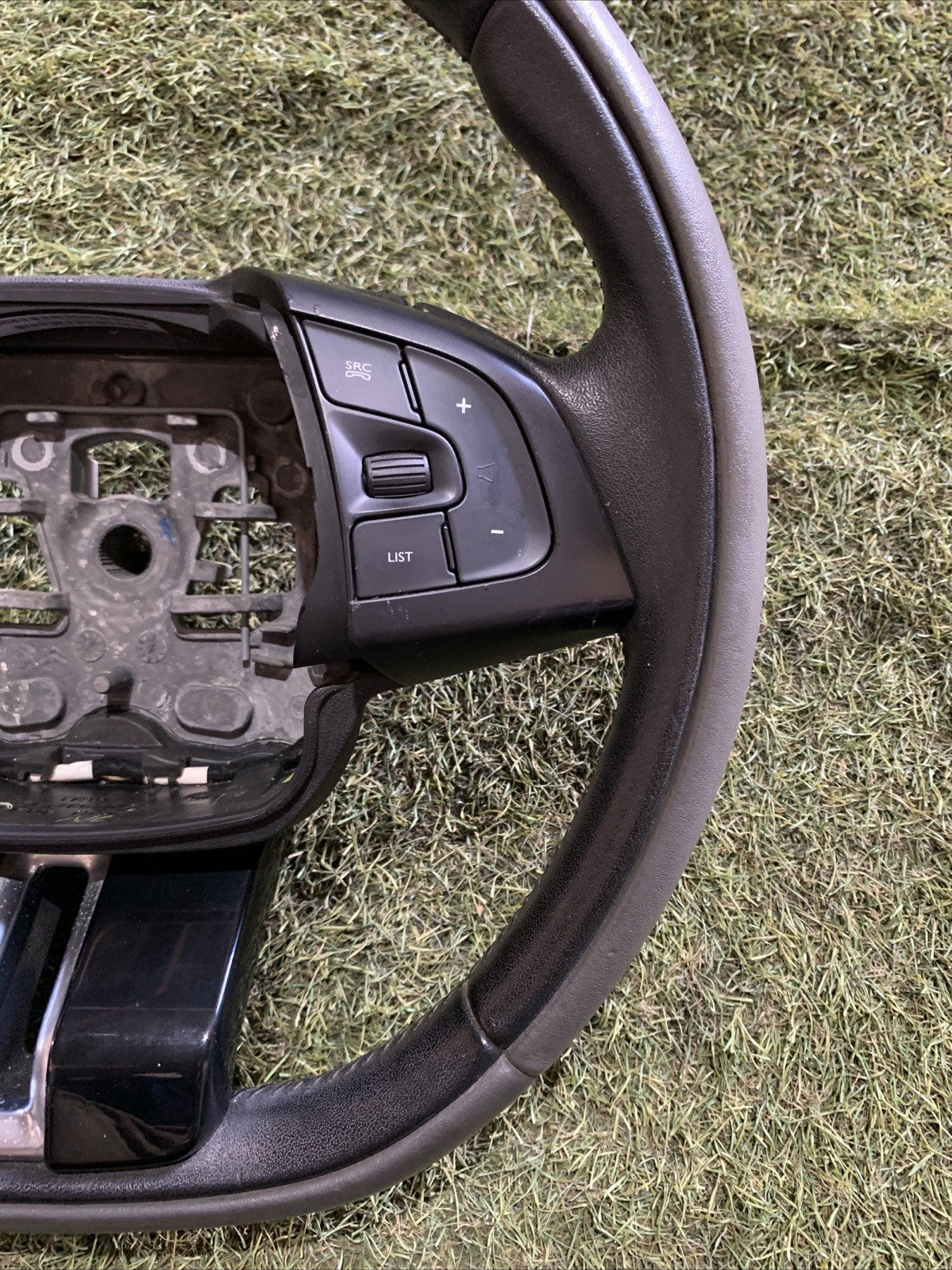 VOLANTE STERZO PER CITROEN C4 Cactus 98031272YC (14>18)