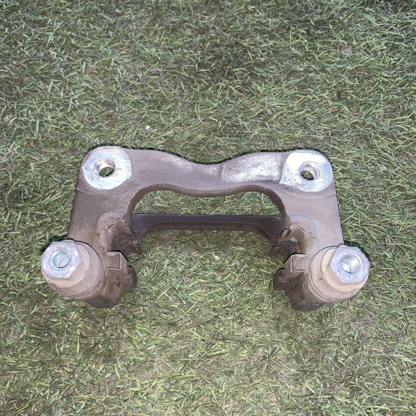 Porta Pinza Freno Posteriore Sinistra Alfa Romeo Giulietta